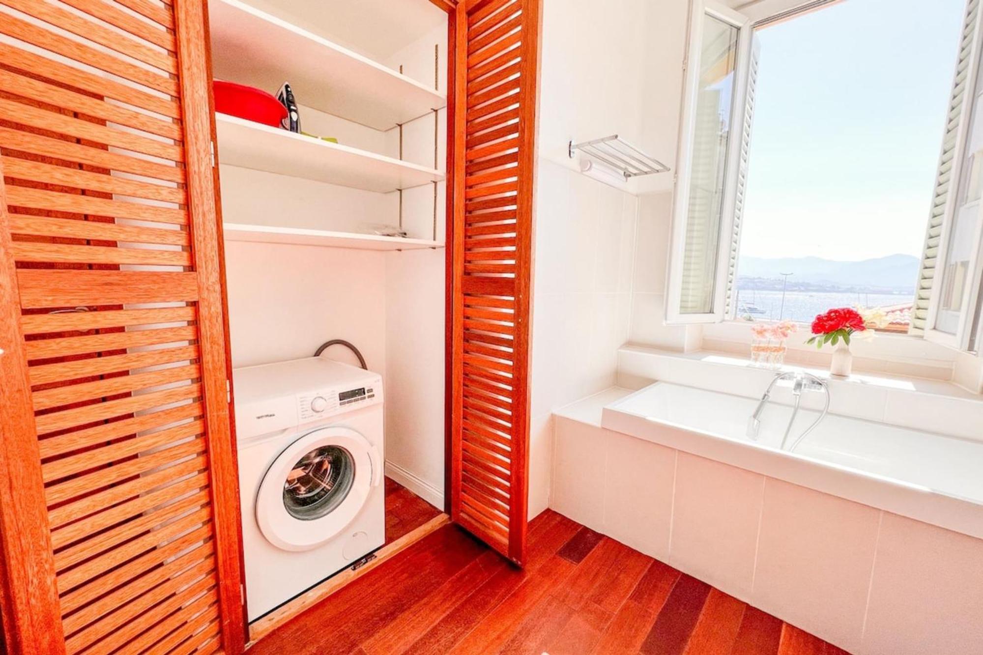 New! ALBA, central, mer à 50m, wifi - Ajaccio Ajaccio  Extérieur photo