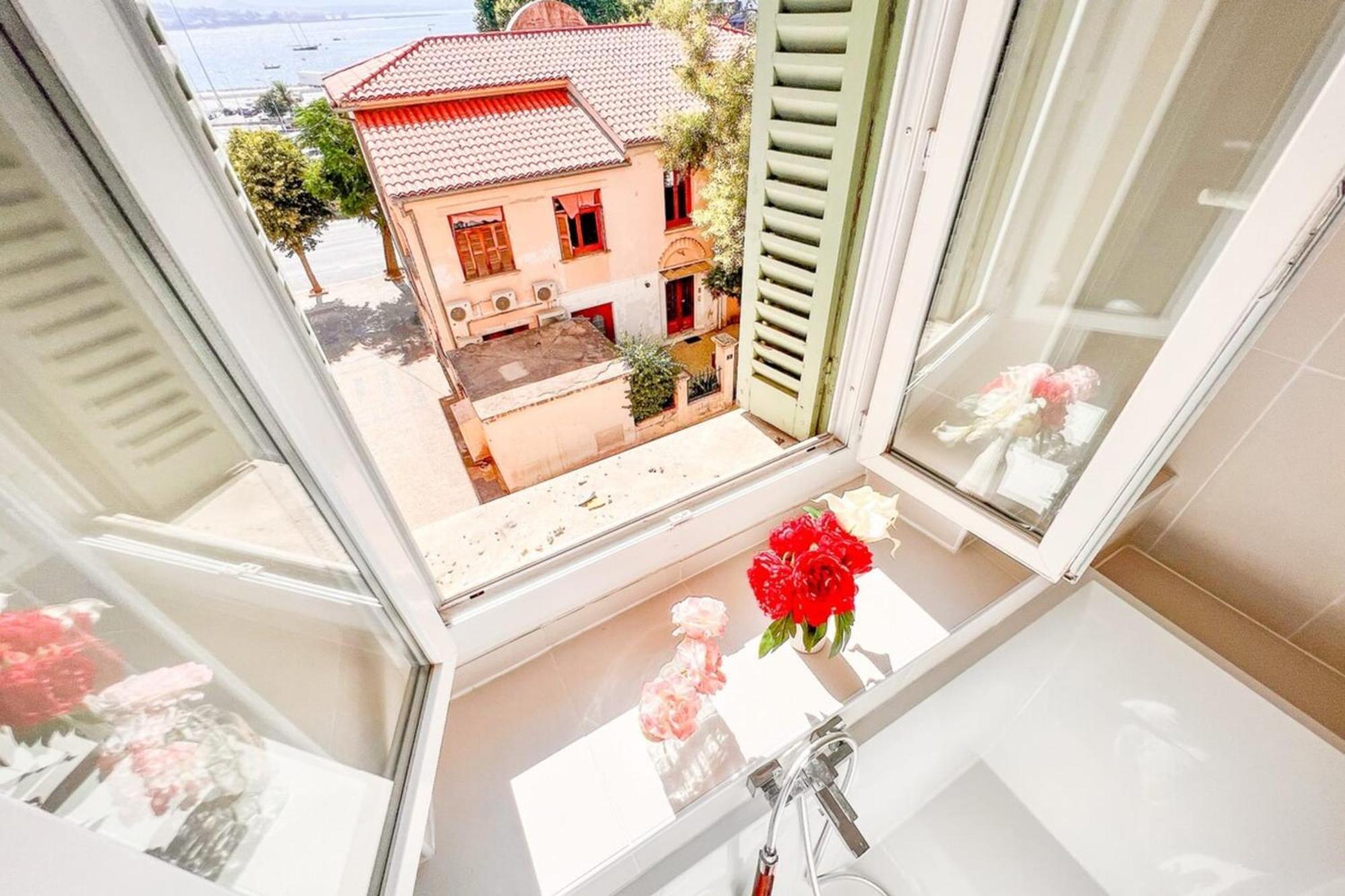 New! ALBA, central, mer à 50m, wifi - Ajaccio Ajaccio  Extérieur photo