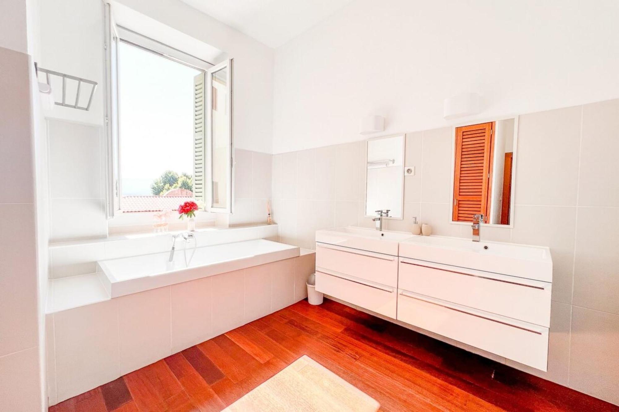 New! ALBA, central, mer à 50m, wifi - Ajaccio Ajaccio  Extérieur photo